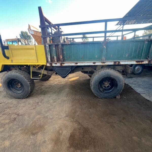 1000107032 (002) MERCEDES-BENZ UNIMOG PROJECT