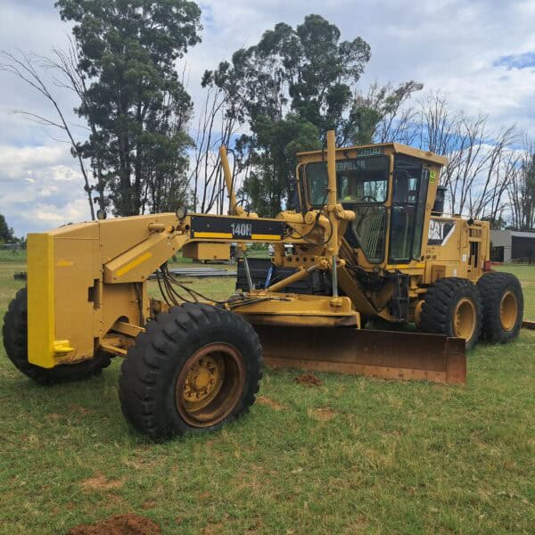 GRADE1 2009 CATERPILLAR 140H MOTOR GRADER