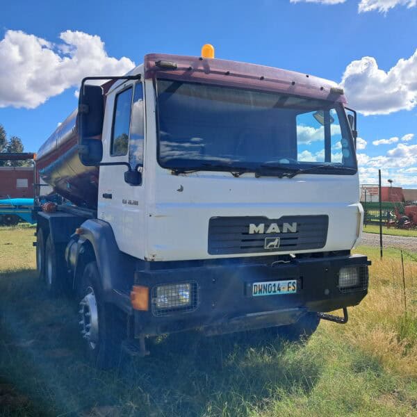 MAN CLA26.280 WATER TRUCK 14000L