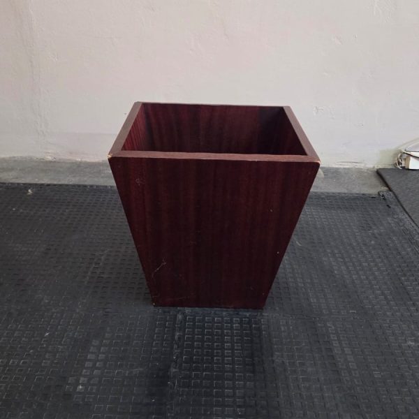 WOODEN DUST BIN