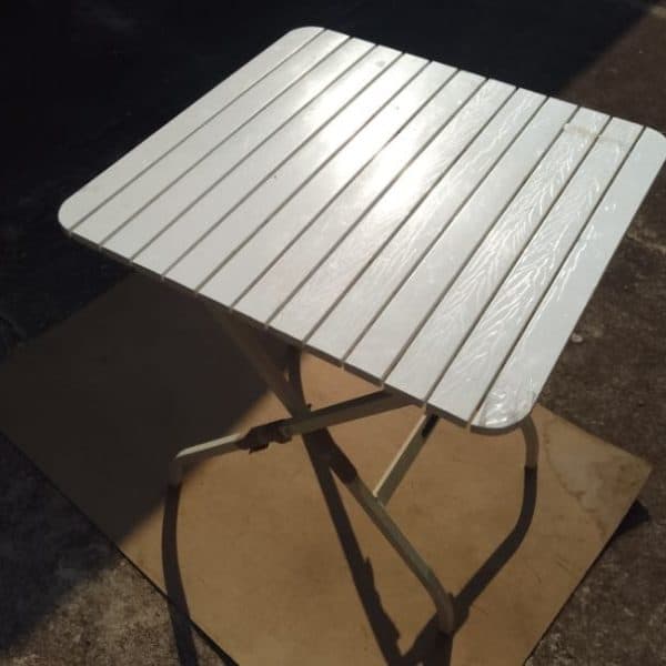 WhatsApp Image 2026-08-18 at 09.50.00 WHITE GARDEN OR PATIO TABLE