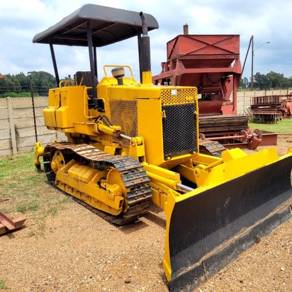 35ae1e66-6b76-45a0-a1c4-8f97da53f1e9 KOMATSU D31A-16 BULLDOZER